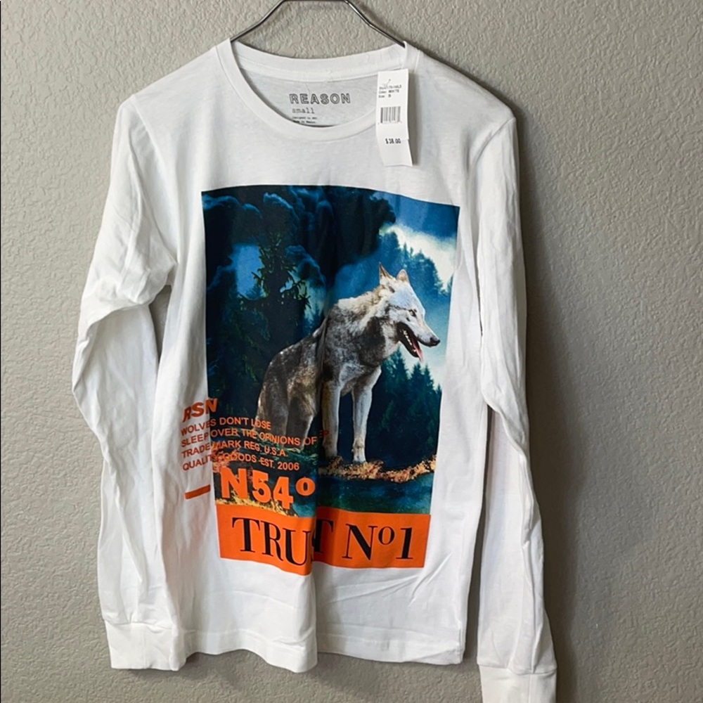 Reason men's wolf print shirt tee  long sleeve size S